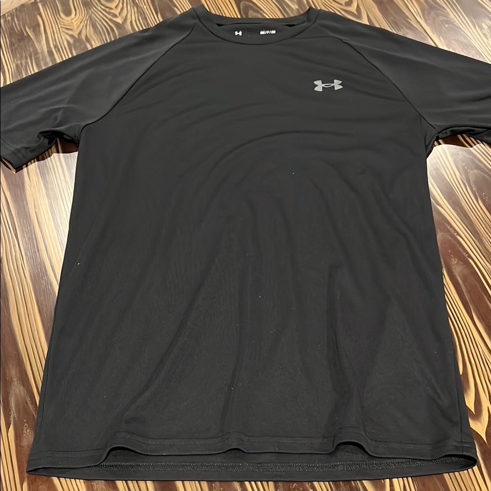 Under Armour Black Short Sleeve Performance Tee